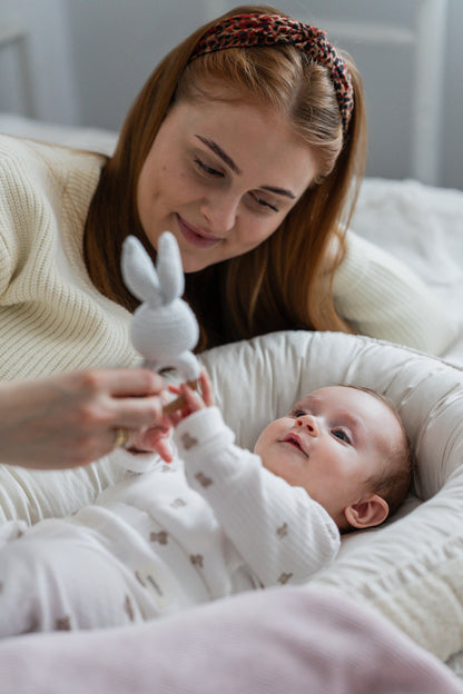 Cocon bébé Boucles d’Or | Réducteur de lit bébé en tissu teddy