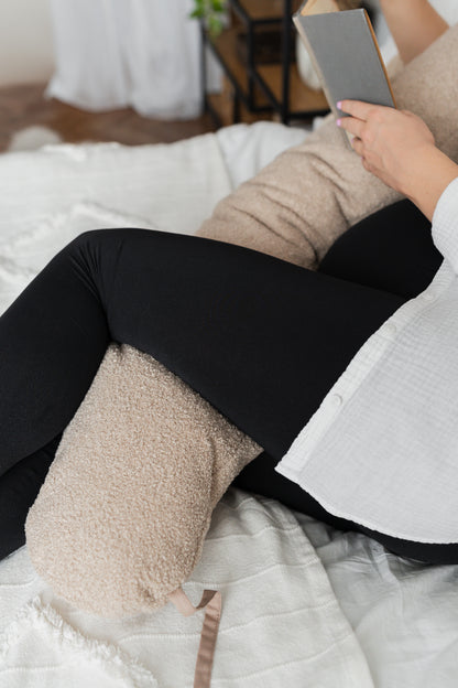 Coussin Prestige Boucles d'Or | Coussin de grossesse & d'allaitement en tissu teddy