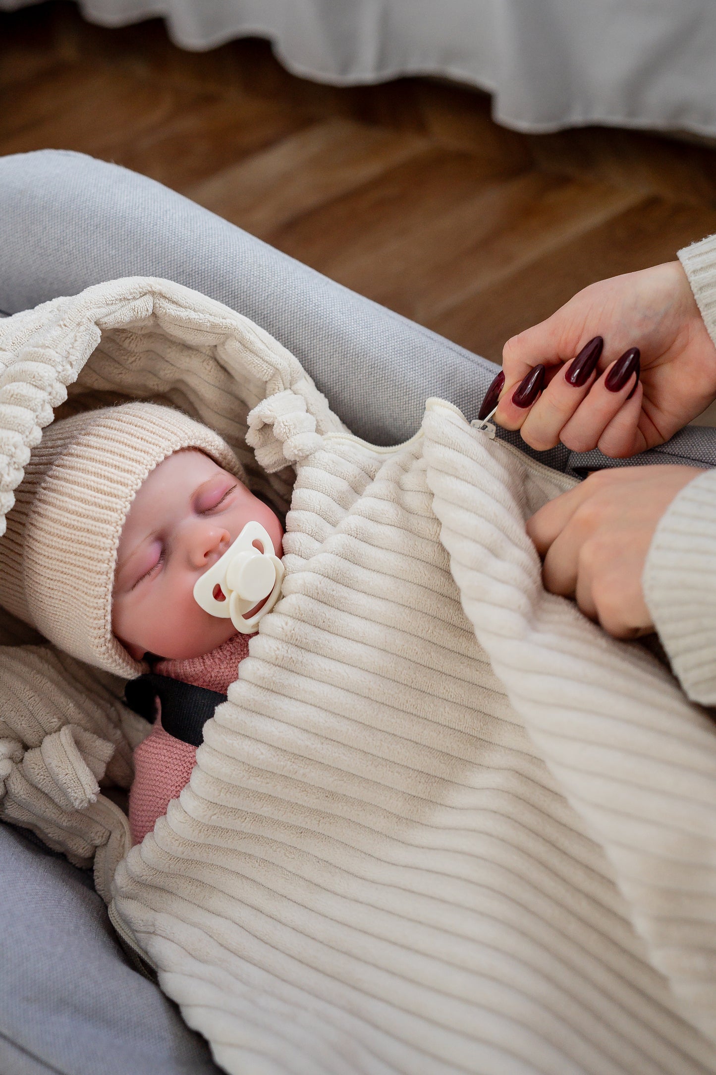 Duo Sortie Bébé Velours d'Amour | Nid d’ange cosy & Sac à langer assortis | Tons colorés