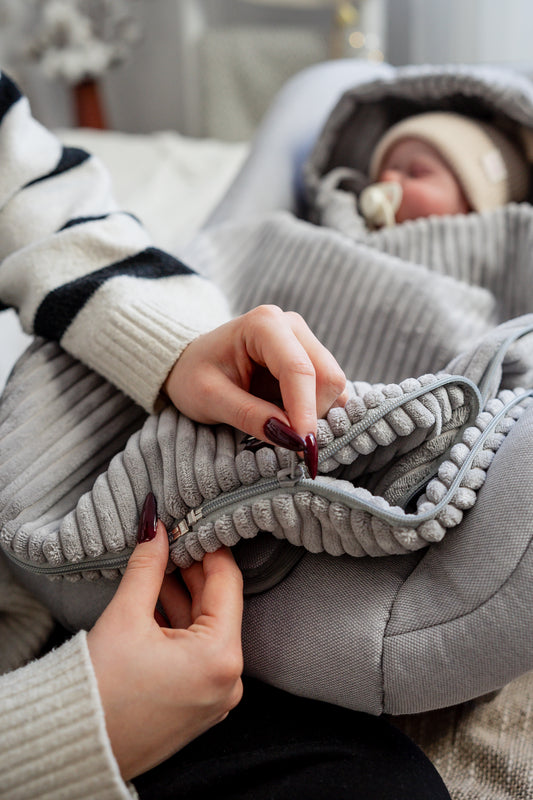 Duo Sortie Bébé Velours d'Amour | Nid d’ange cosy & Sac à langer assortis | Tons colorés