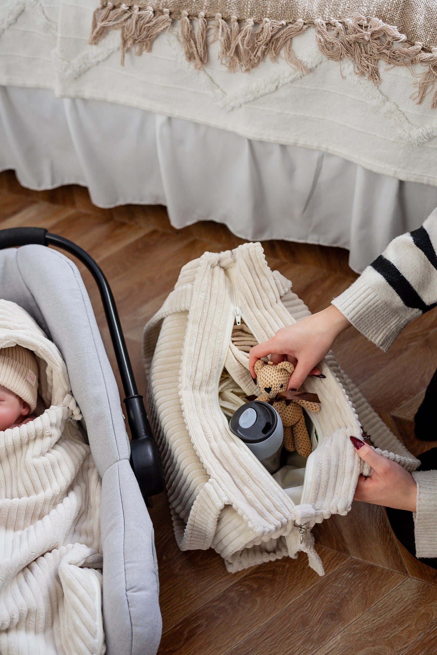 Sac à langer "Velours côtelé" avec  son tapis  à langer - 💝 Offre Pack Naissance